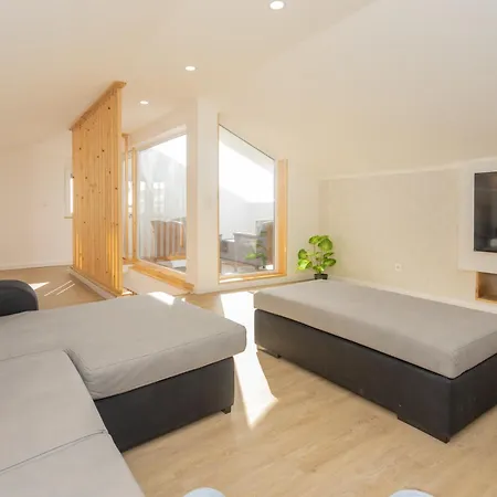 Refugio Barcas 劳林哈